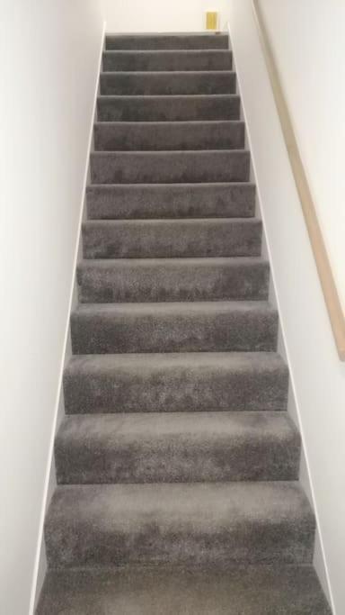 Lovely 1-Bedroom Flat In Hinckley, Le10 ภายนอก รูปภาพ